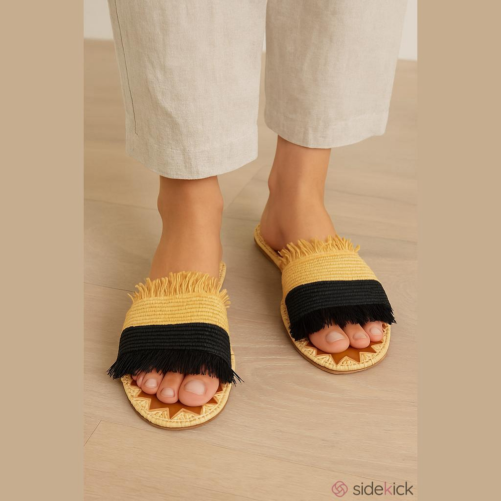 NWOT Ramla Raffia Sandals Black and Tan